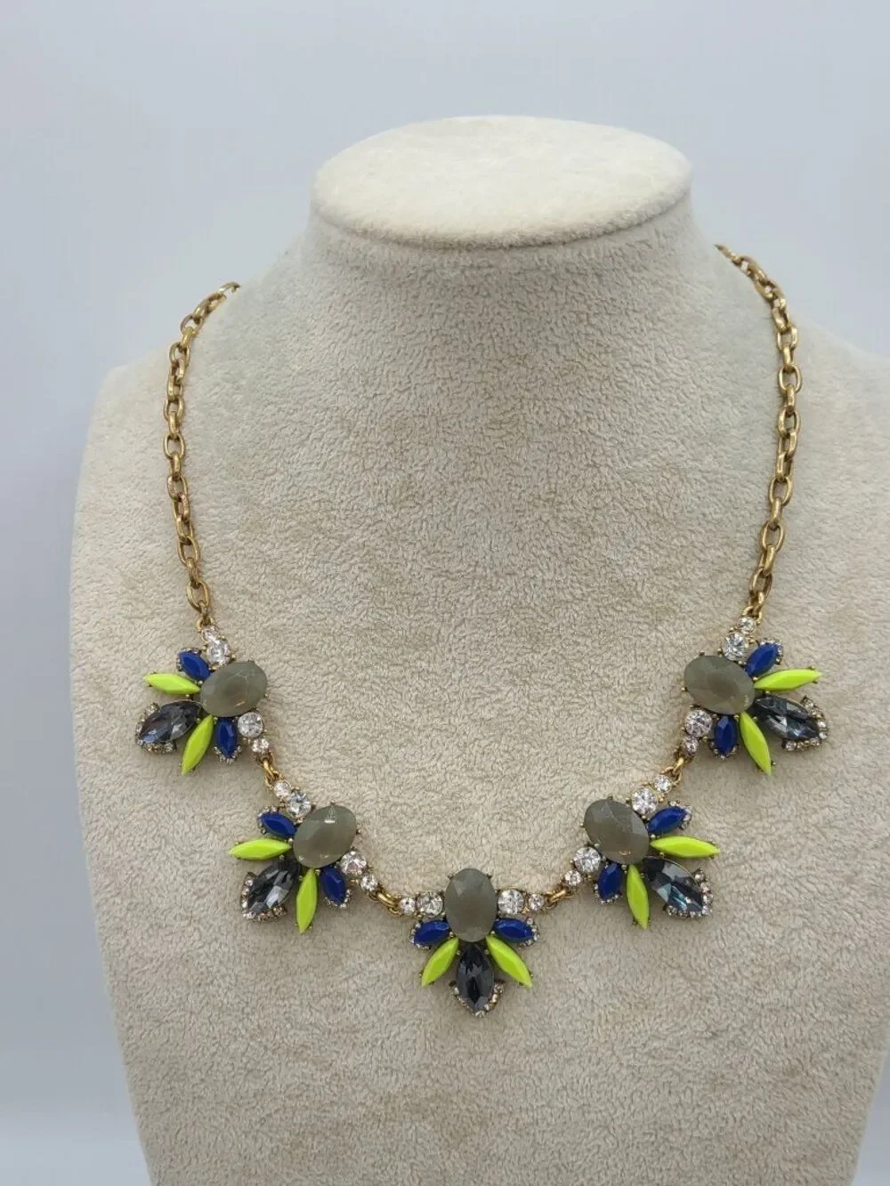 J Crew Green Gray Blue Crystal Gold Tone Necklace